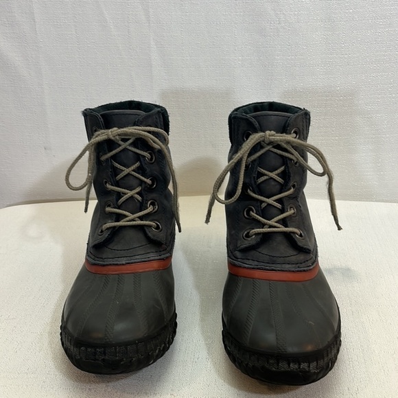 SOREL women’s size 5, waterproof, good condition - Picture 2 of 8